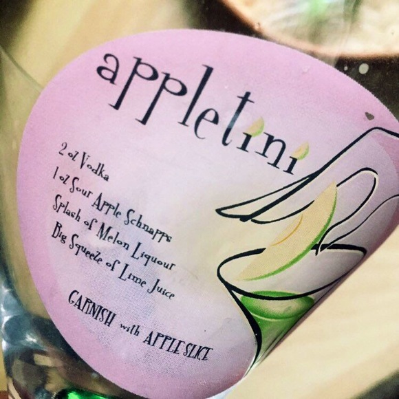 Set of 2 Martini Glasses. - Picture 4 of 4